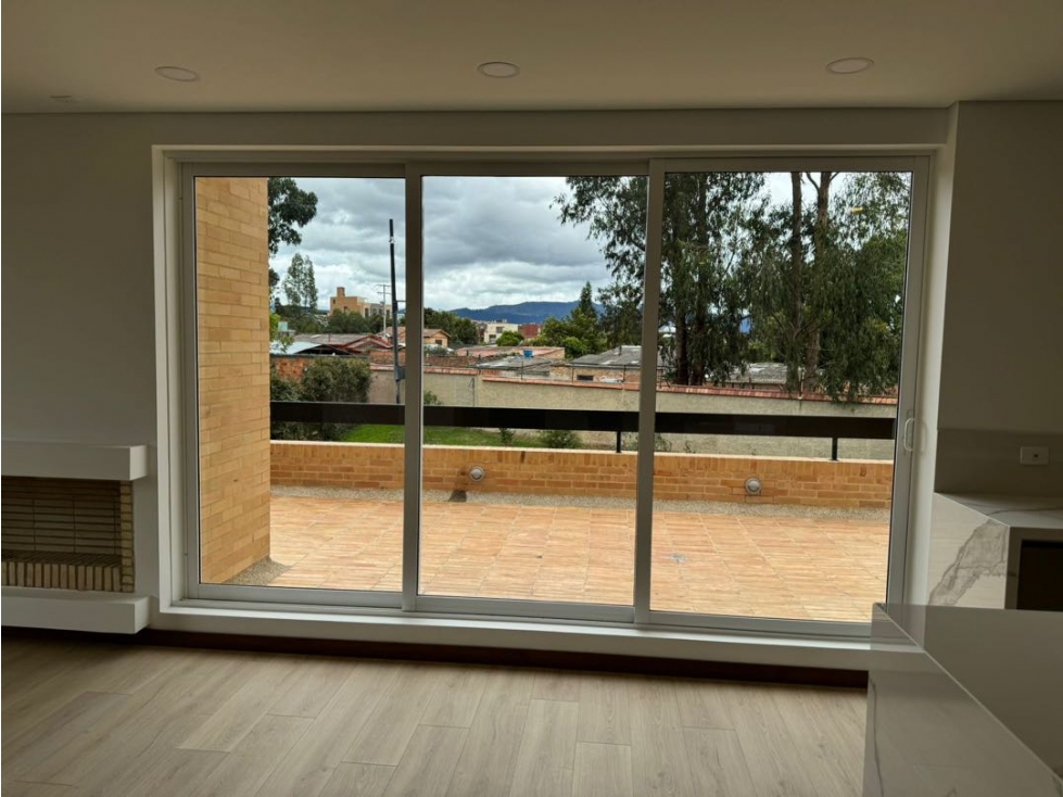 Vendo - arriendo casona Santa Ana de Chia