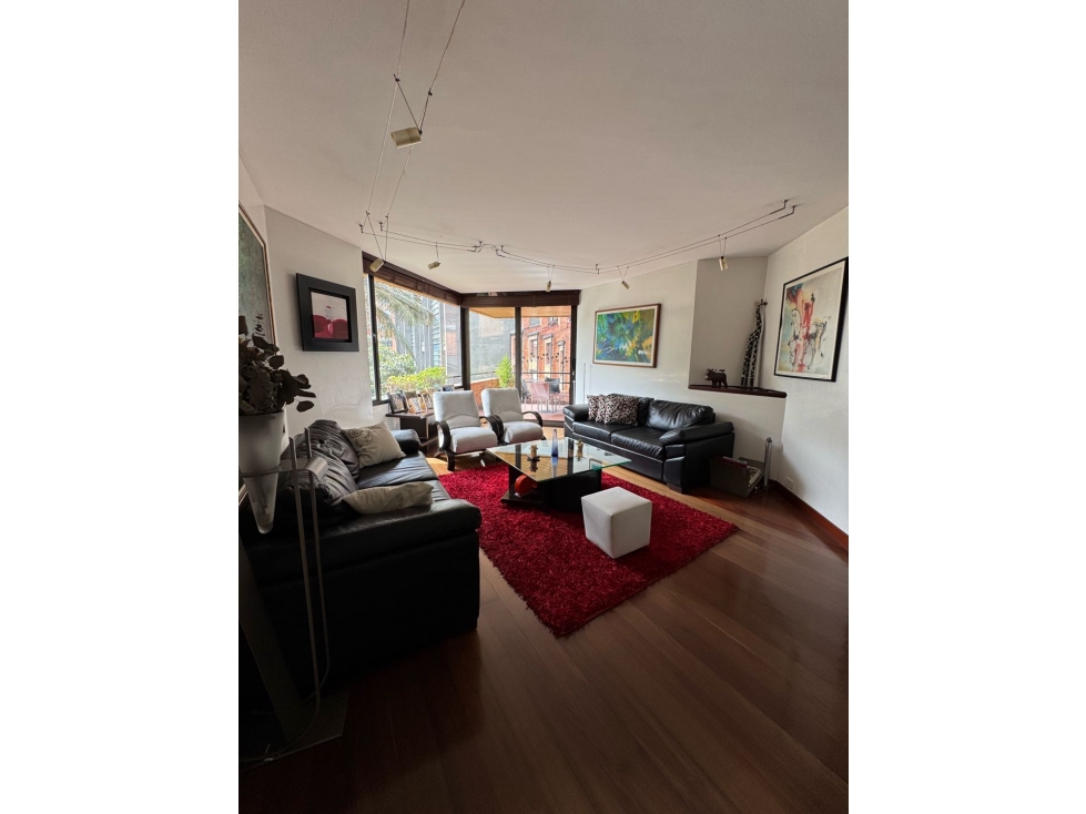 Vendo - arriendo con terraza Rosales sobre circunvalar
