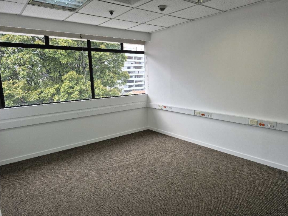 VENDO ARRIENDO OFICINA, WORLD TRADE CENTER — foto 4