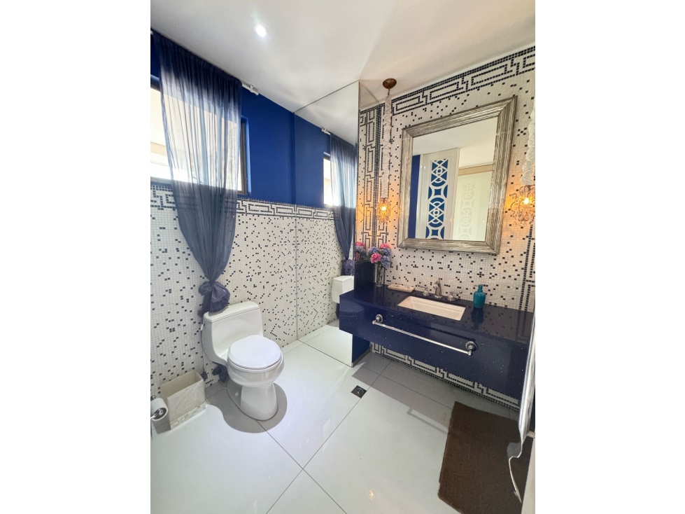 Vendo Arriendo opción amoblado PH Nogal — foto 3