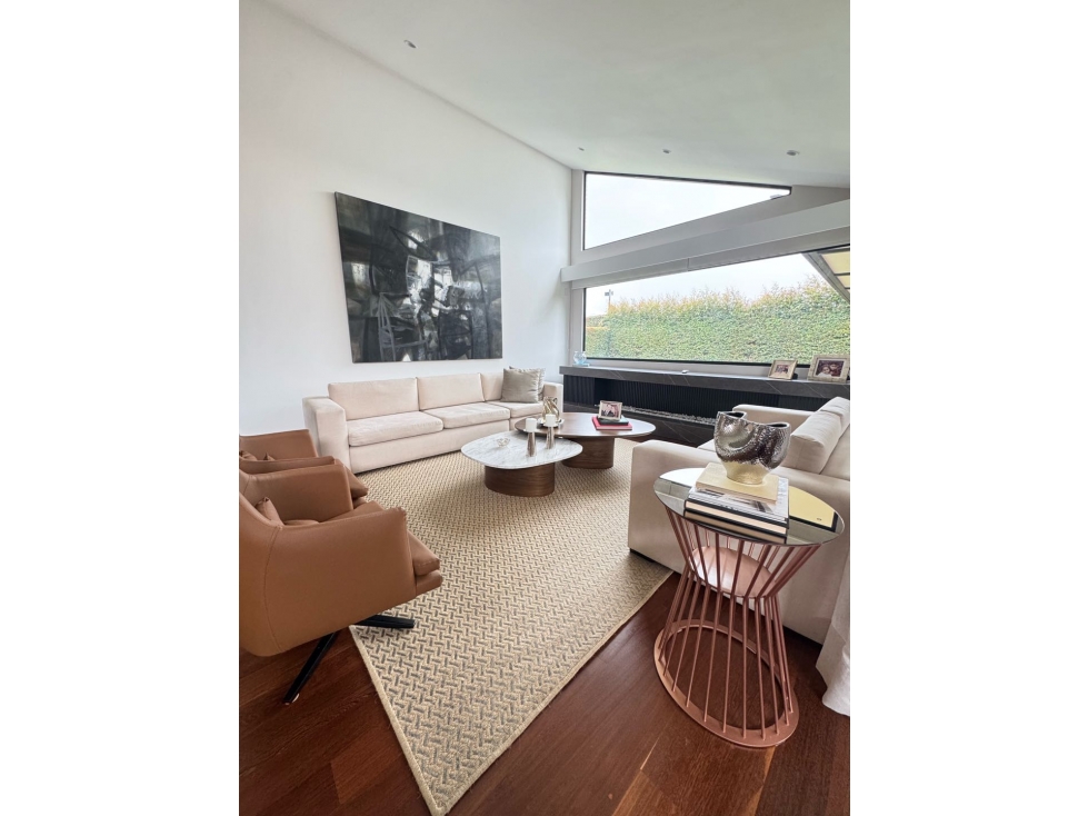 Vendo - Arriendo remodelada casa en conjunto cerrado C.Hou Cajica-Zipa