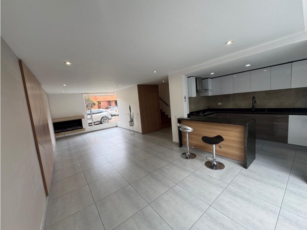 Vendo bella casa de dos niveles en cajica en conjunto. — foto 3