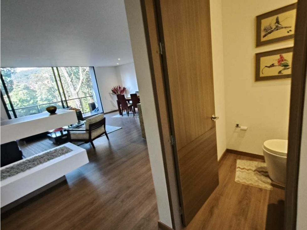 Vendo Bella Suiza 3 alcobas/baño estudio 3 garajes Balcón — foto 4