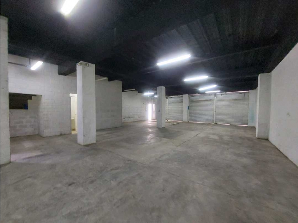 Vendo bodega en Mocari + 2 apartamentos - 1