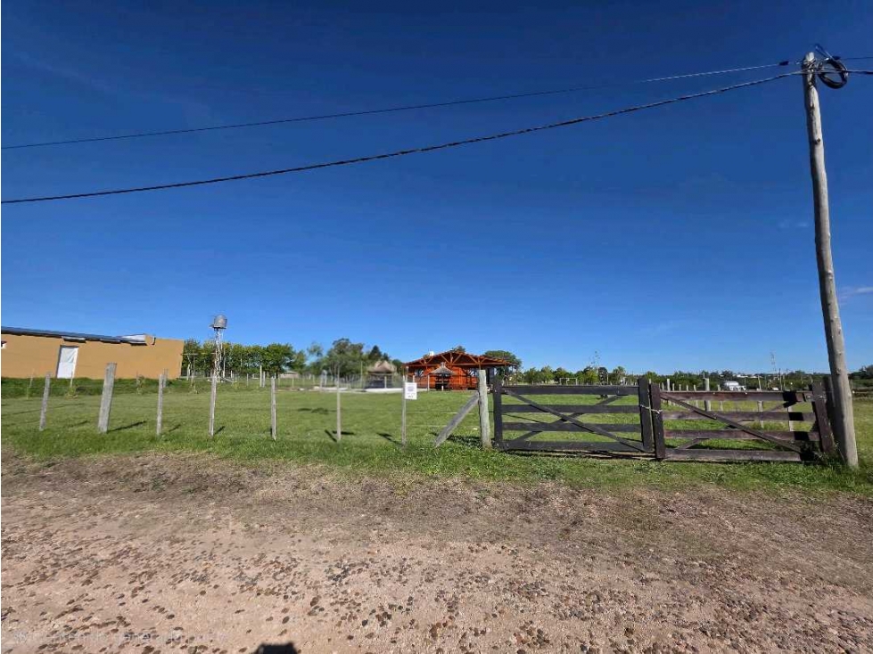 Vendo Cabaña Con Pileta en Concepción del Uruguay, Entre Ríos. - 3