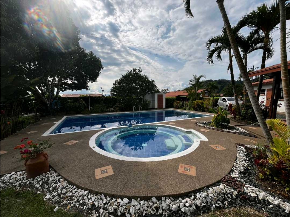 VENDO CASA CAMPESTRE EN CONDOMINIO EN EL SECTOR DE COMBIA, PEREIRA — foto 2