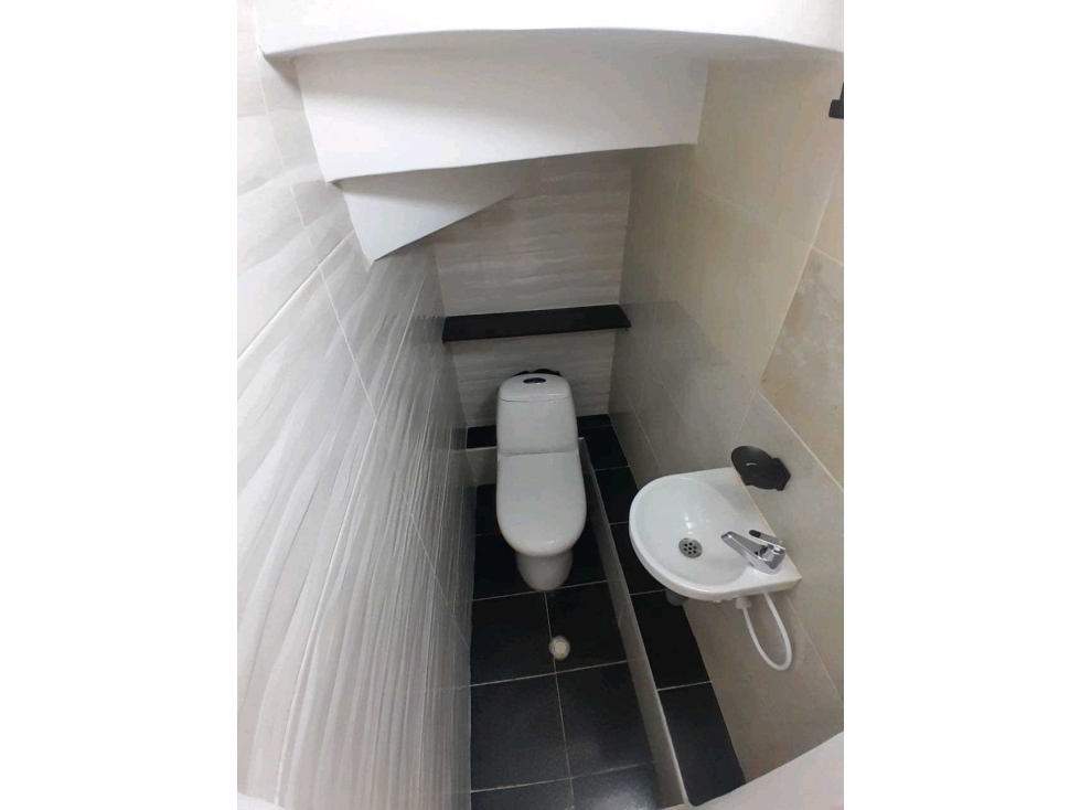 Arriendo Casa 115m2 Suba uso mixto 4 niveles remodelad total 4 alcobas - 6