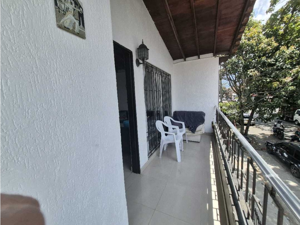 Vendo casa 123m2, piso 2 con garaje, Belén San Bernardo, Medellín