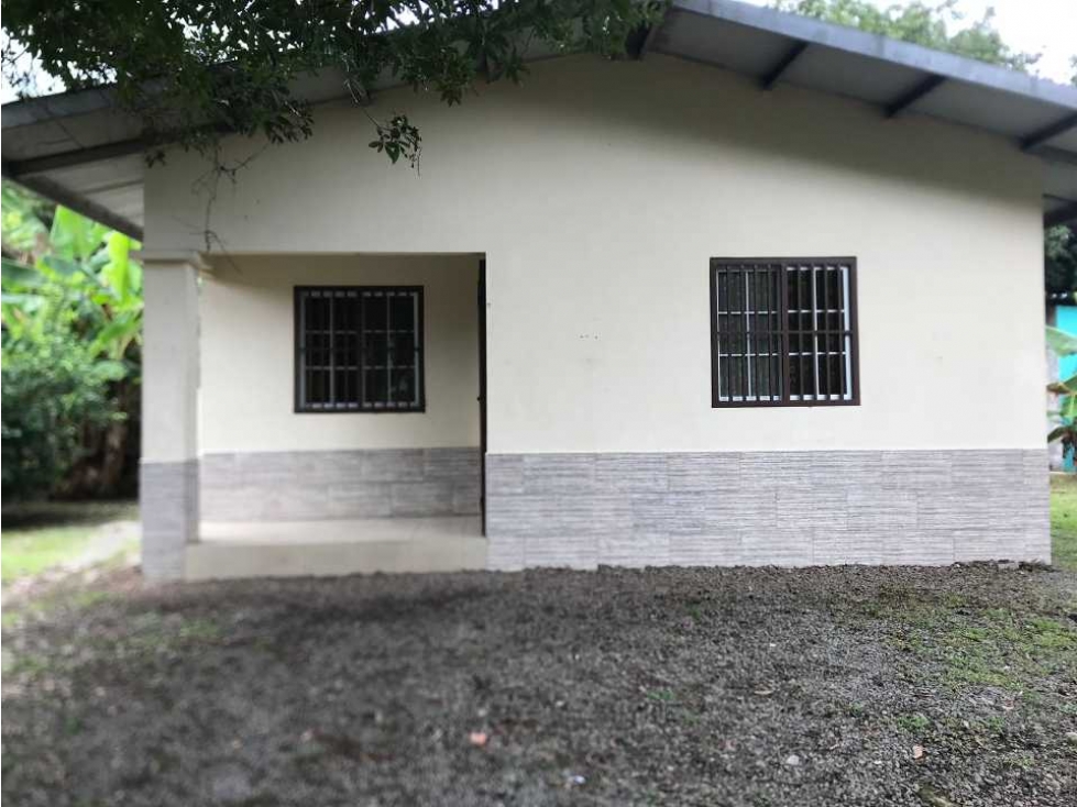 VENDO CASA DE DOS HABITACIONES EN BRISAS DEL RIO