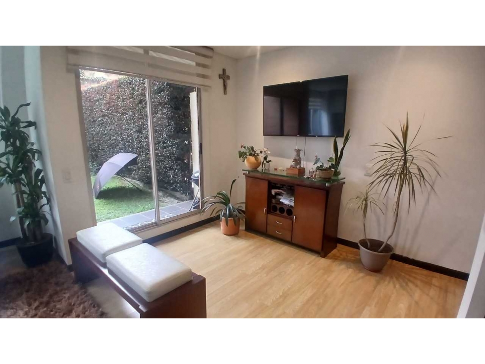 VENDO CASA CAMPESTRE DE DOS NIVELES EN CAJICA — foto 3
