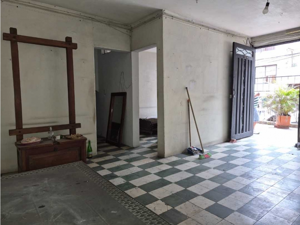 VENDO CASA 1°PISO A REMODELAR EN PEDREGAL PARTE BAJA — foto 2