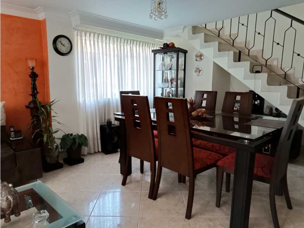 VENDO CASA 2 NIVELES EN PROPIEDAD HORIZONTAL SANTA MÓNICA 1 — foto 3