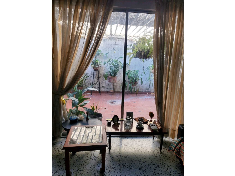 VENDO CASA 2 PISOS PAMPALINDA W9439555 PQ — foto 6