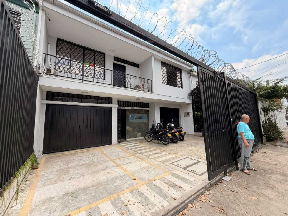 VENDO CASA 2 PISOS UNIFAMILIAR USO MIXTO LJ 10516243 - 2
