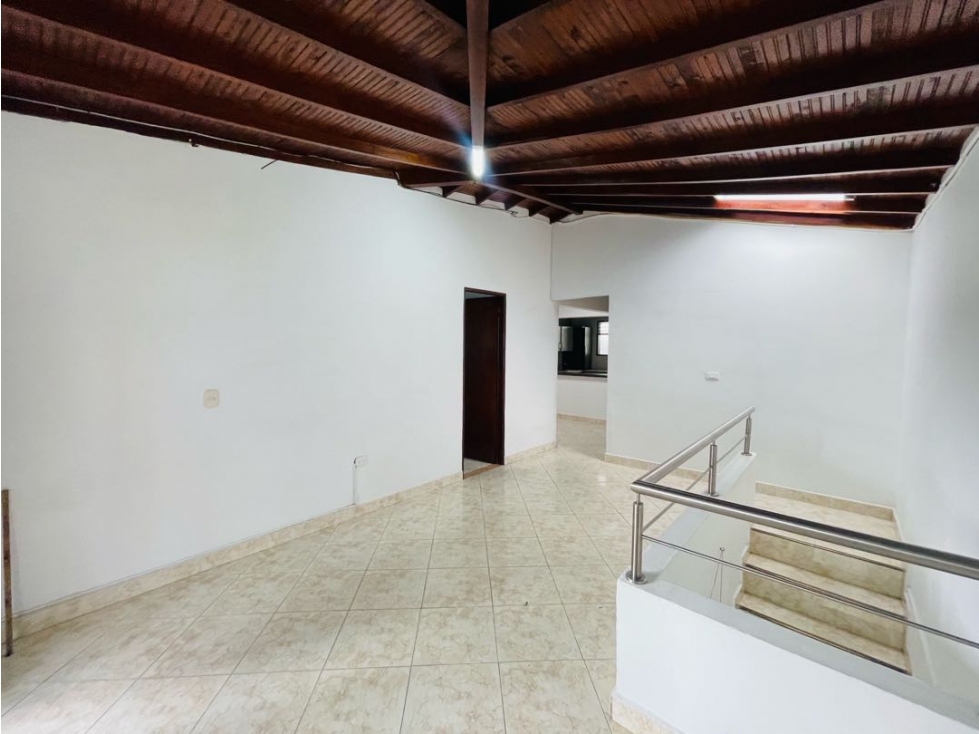 VENDO CASA 2DO PISO EN LA CEJA ANT-SECTOR SAN CAYETANO UNIDAD ABIERTA — foto 3