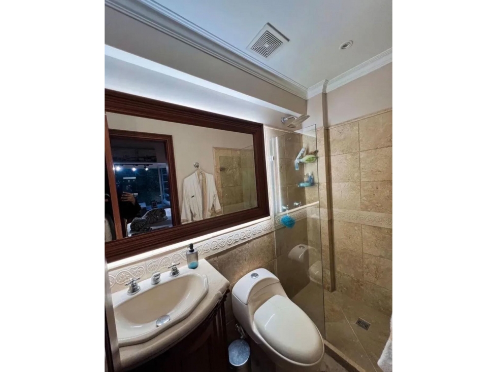 VENDO CASA 3 NIVELES PISCINA PRIVADA ENVIGADO LOMA ESCOBERO — foto 4