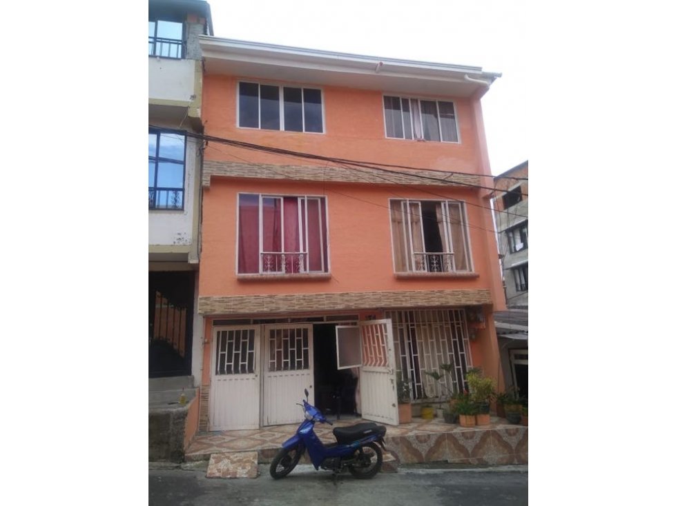 Vendo Casa 3 Pisos Independientes en Dosquebradas