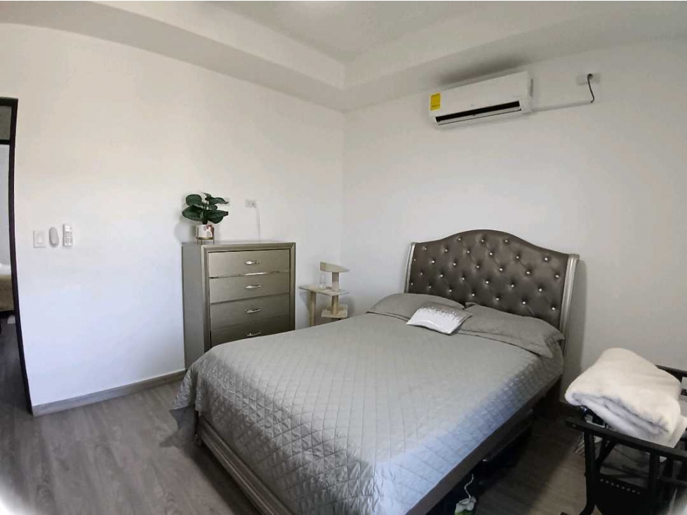 VENDO CASA SEMI AMOBLADA 3HAB 2BAÑOS ALGARROBOS — foto 3