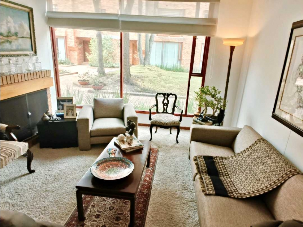 Vendo casa 4 alcobas estudio Terraza balcón sol Usaquén — foto 4