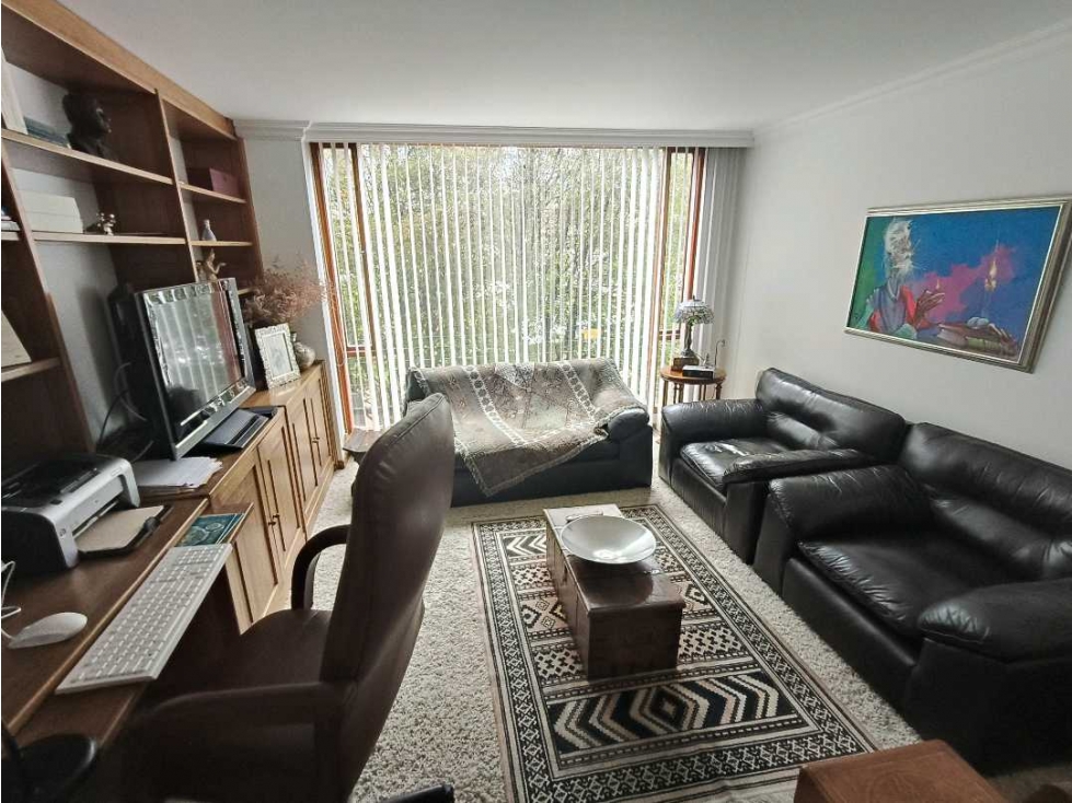 Vendo casa 4 alcobas estudio Terraza balcón sol Usaquén — foto 2