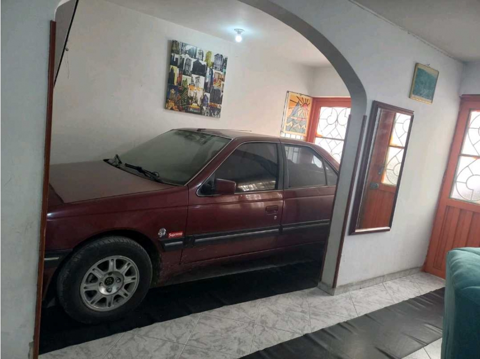 Vendo casa 7.5x26 en La Jiralda Fontibón Bogota