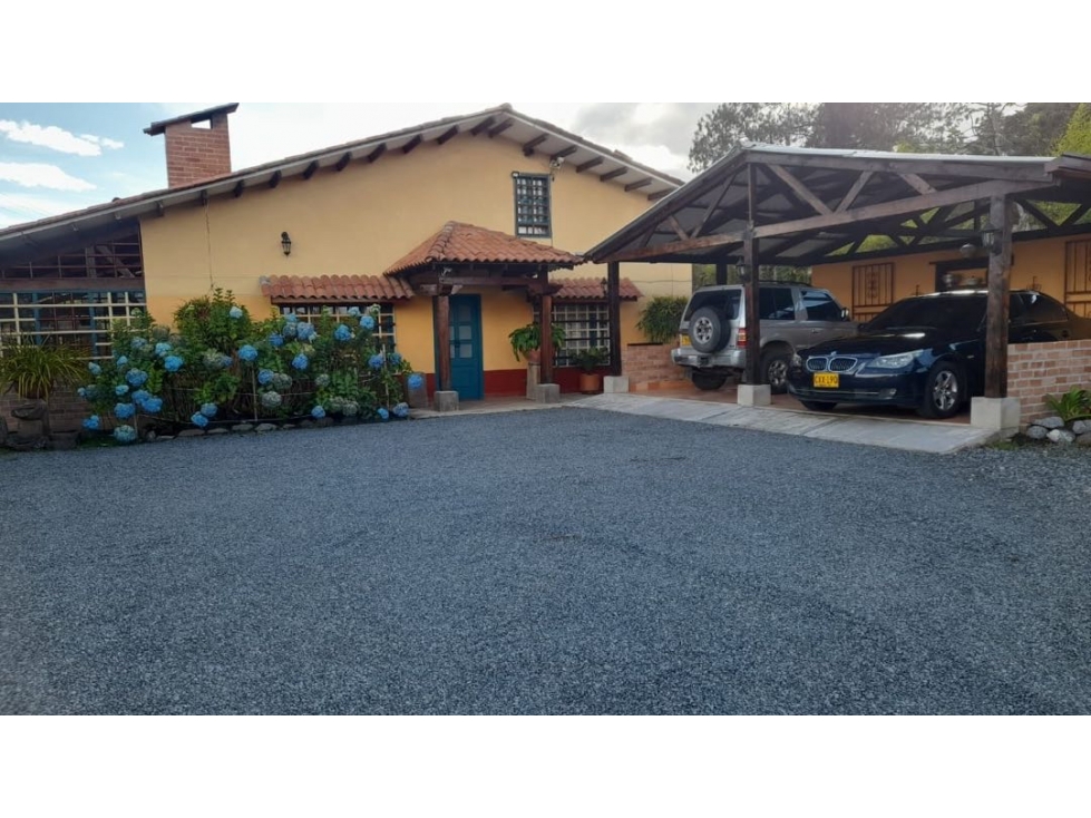 Vendo casa a pocos Km de Popayán, via Timbio. 1300 m2 de lote. - 4