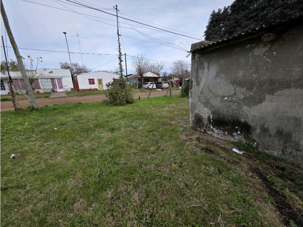 Vendo Casa a Reciclar en Caseros, Entre Ríos - 4