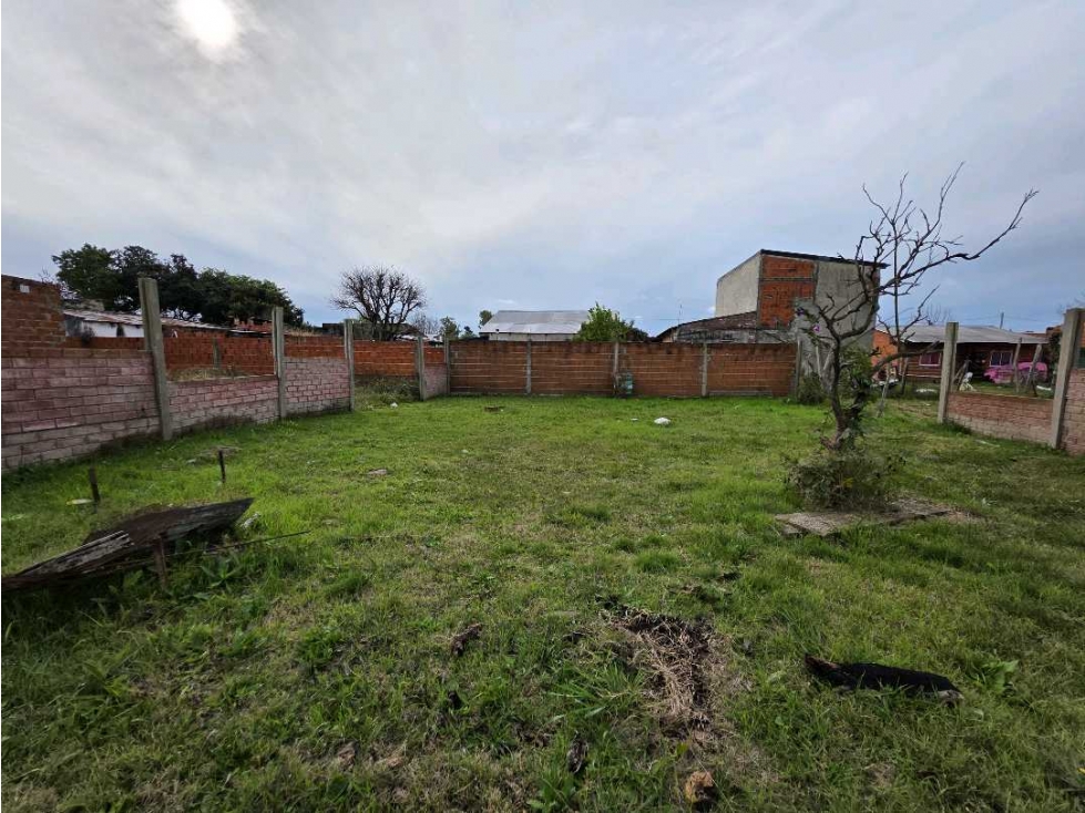 Vendo Casa a Reciclar en Caseros, Entre Ríos - 6