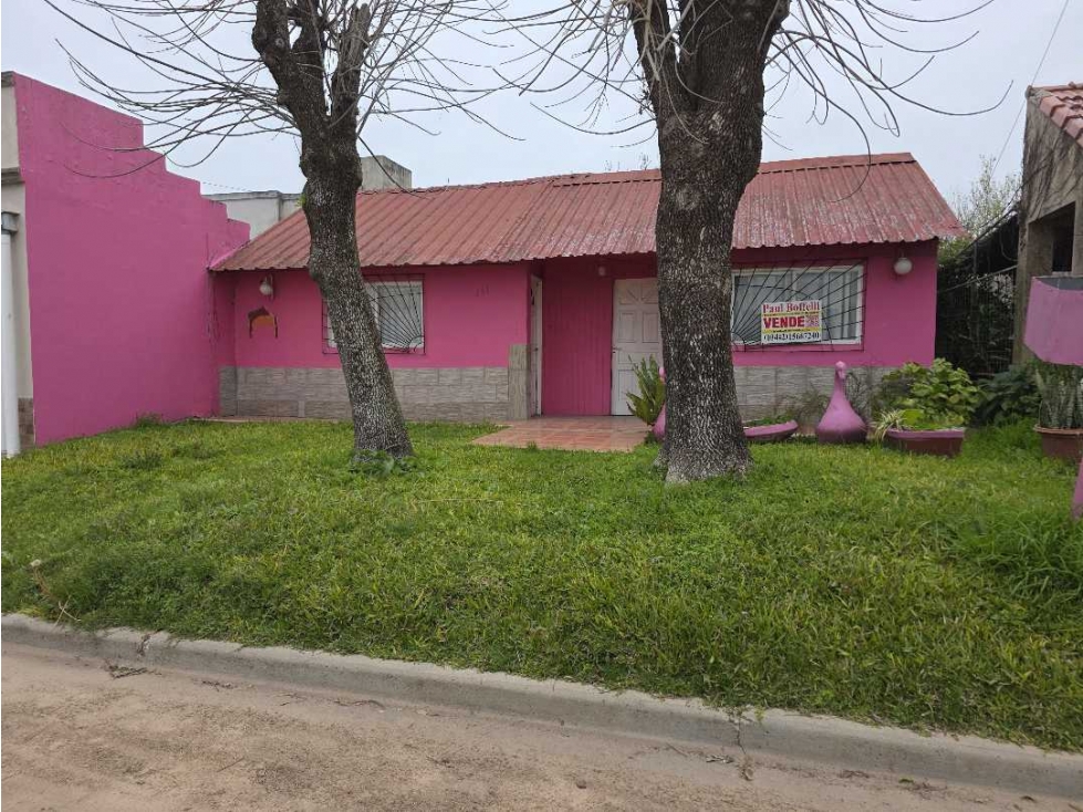 Vendo Casa a Reciclar en Caseros, Entre Ríos - 2