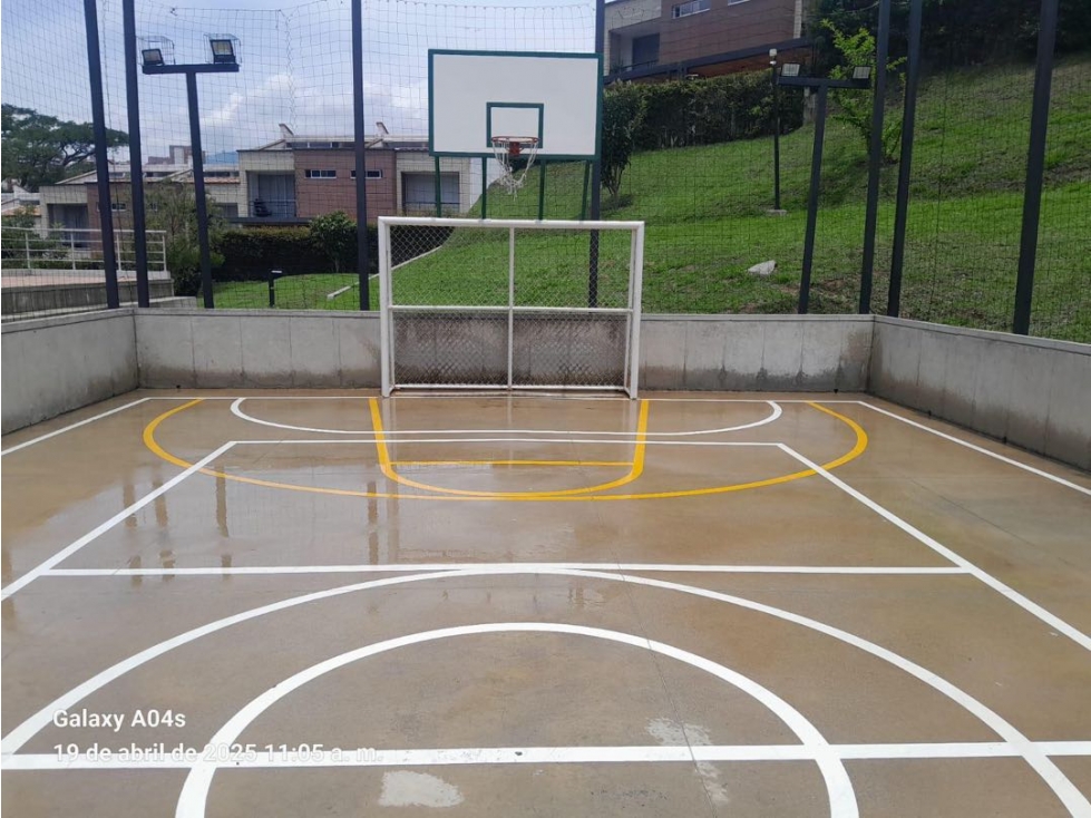 Vendo casa alameda del norte. Niquia 4 garajes — foto 6
