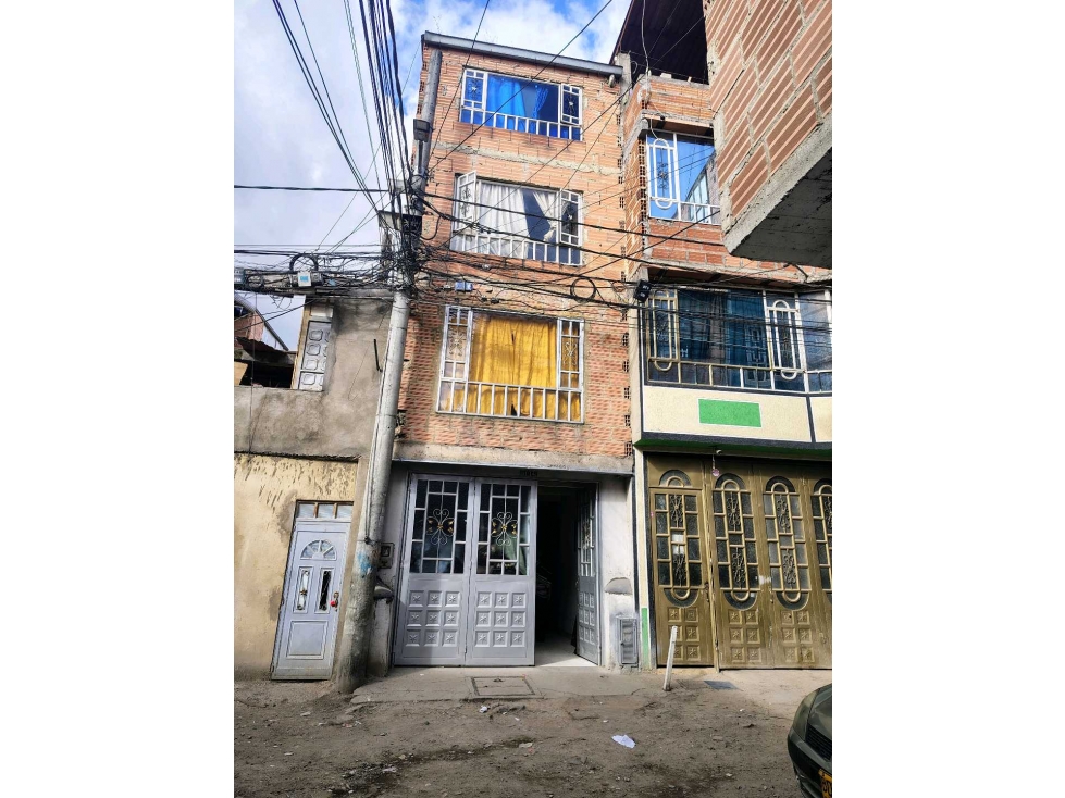 Vendo casa aledaña av guayacanes con cll49 en Bosa Porvenir Bogota