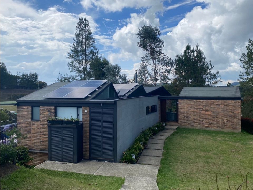 VENDO CASA ALTO DE LAS PALMAS