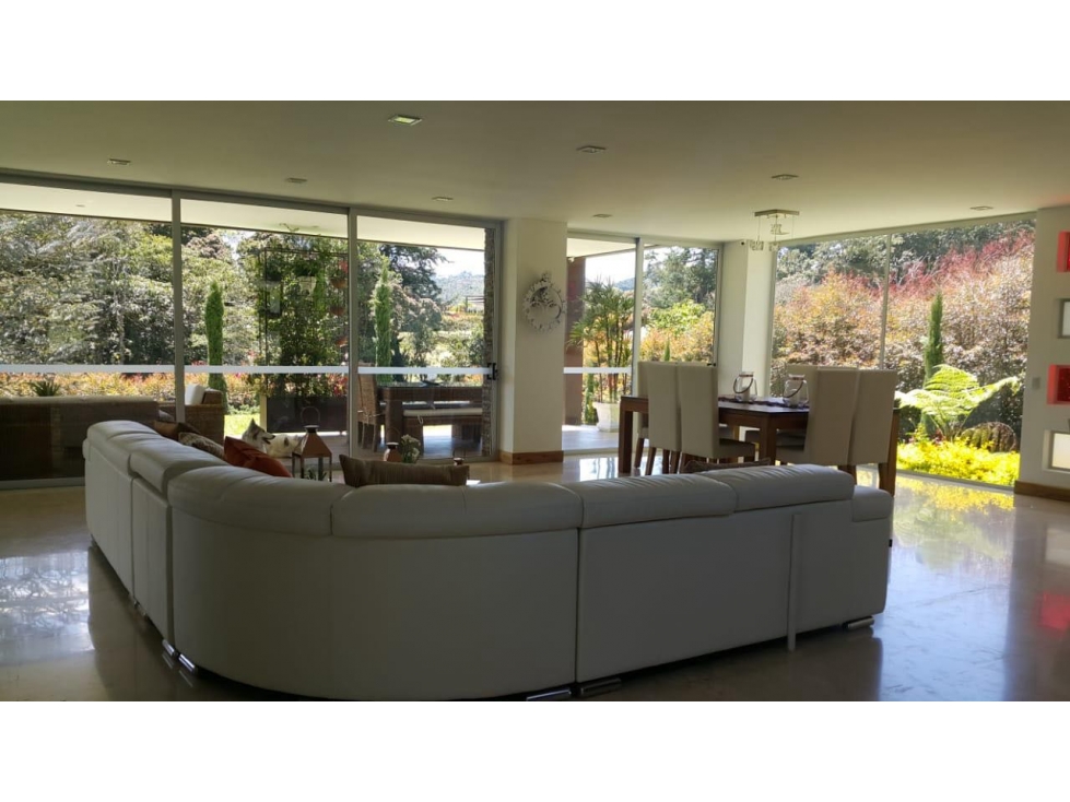 VENDO CASA ALTO PALMAS — foto 2