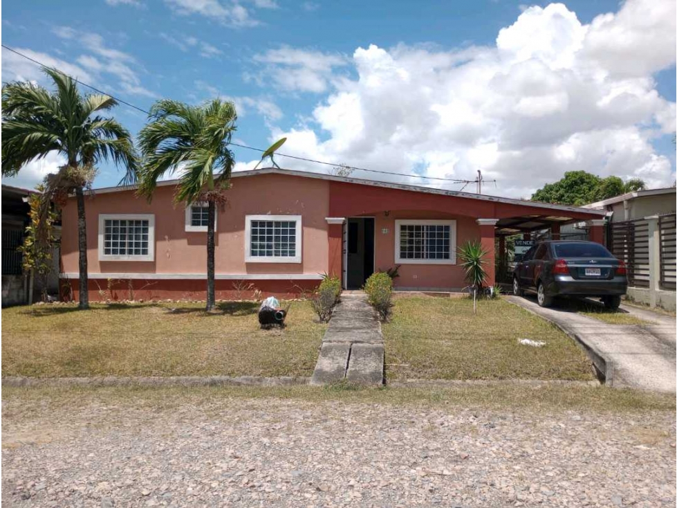 VENDO CASA AMOBLADA DE OPORTUNIDAD EN ANTÓN
