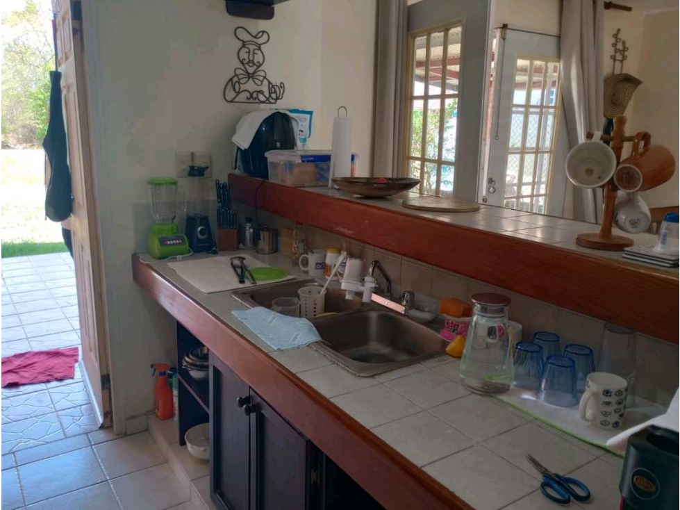 VENDO CASA AMOBLADA DE OPORTUNIDAD EN ANTÓN — foto 6