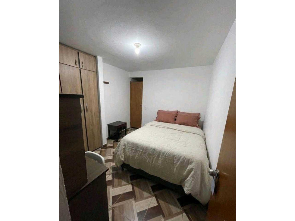 VENDO CASA AMPLIA 3 PISO EN BELLO BARRIO PEREZ — foto 6