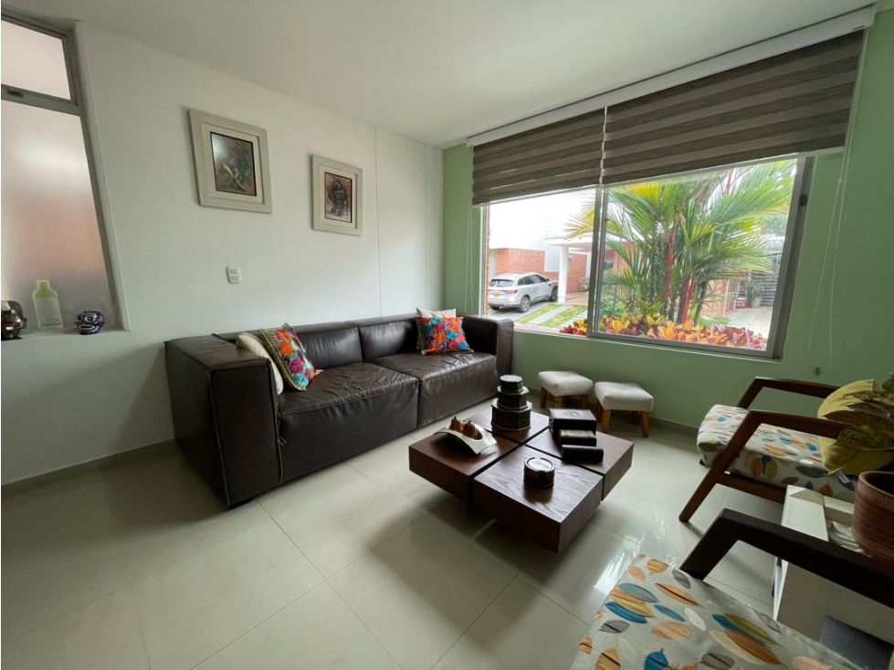 Vendo casa amplia casa en Mirolindo + 220m2+4 hab+ área social - 5
