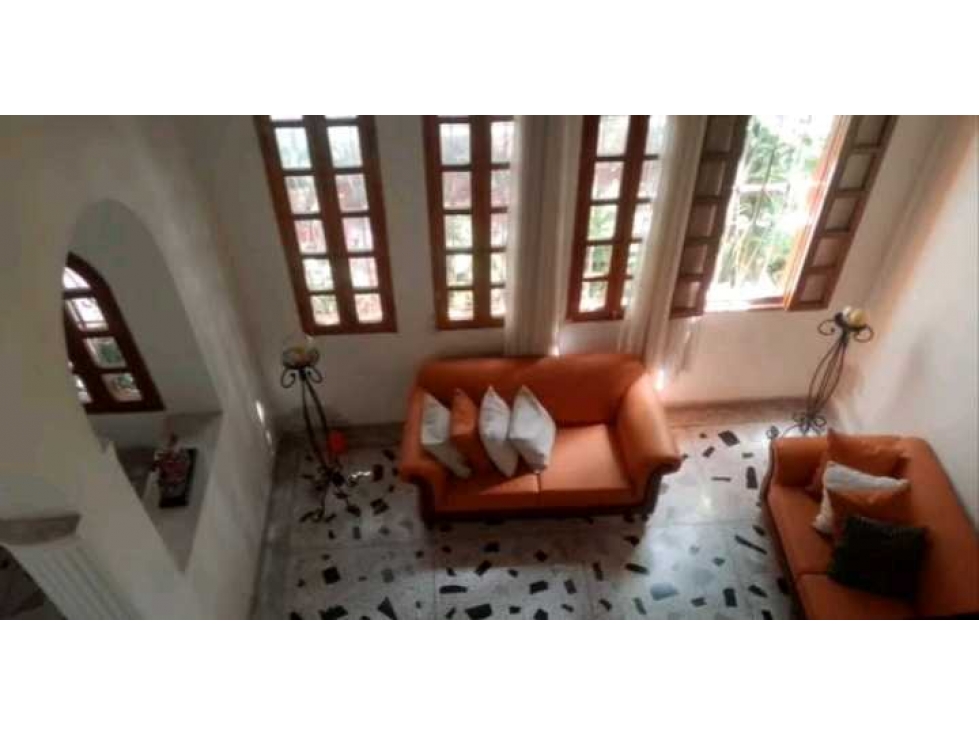 Vendo Casa Amplia en barrio EL PRADO - Santa Marta (Magdalena )