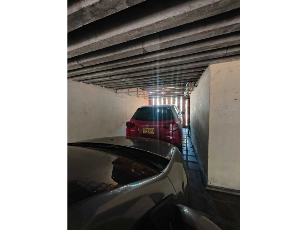 VENDO CASA AMPLIA UNIFAMILIAR PARA REMODELAR NORTE B/ VIPASA(12x25m²) - 4