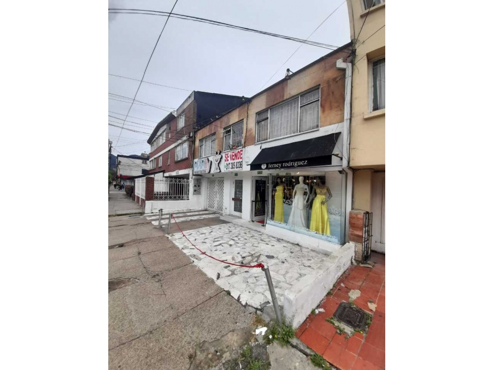 VENDO CASA BARRIO GALERIAS 423 MTRS2 USO MIXTO. — foto 2