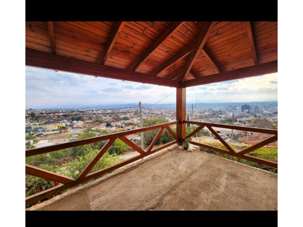 Casa con gran potencial - a metros de la Aerosilla - Grandes vistas — foto 2