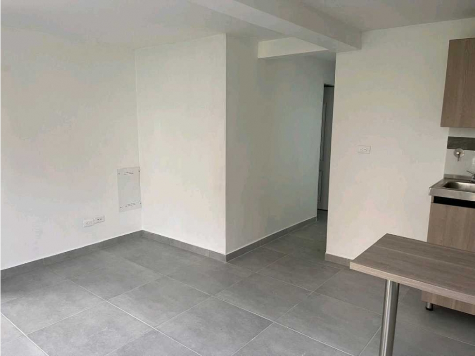 VENDO CASA BIFAMILIAR SOLO PISO 1 EL CARMEN DE VIVORAL UNIDAD ABIERTA. — foto 3