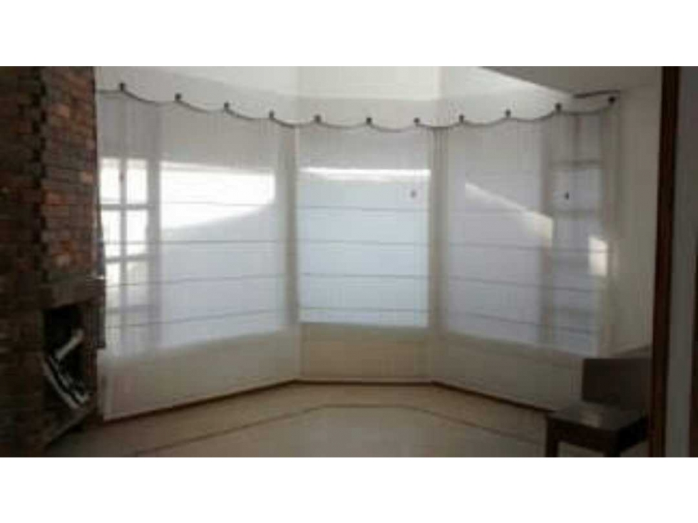 Vendo/ARRIENDO casa en COTA@zona central- - $700- YG - 3