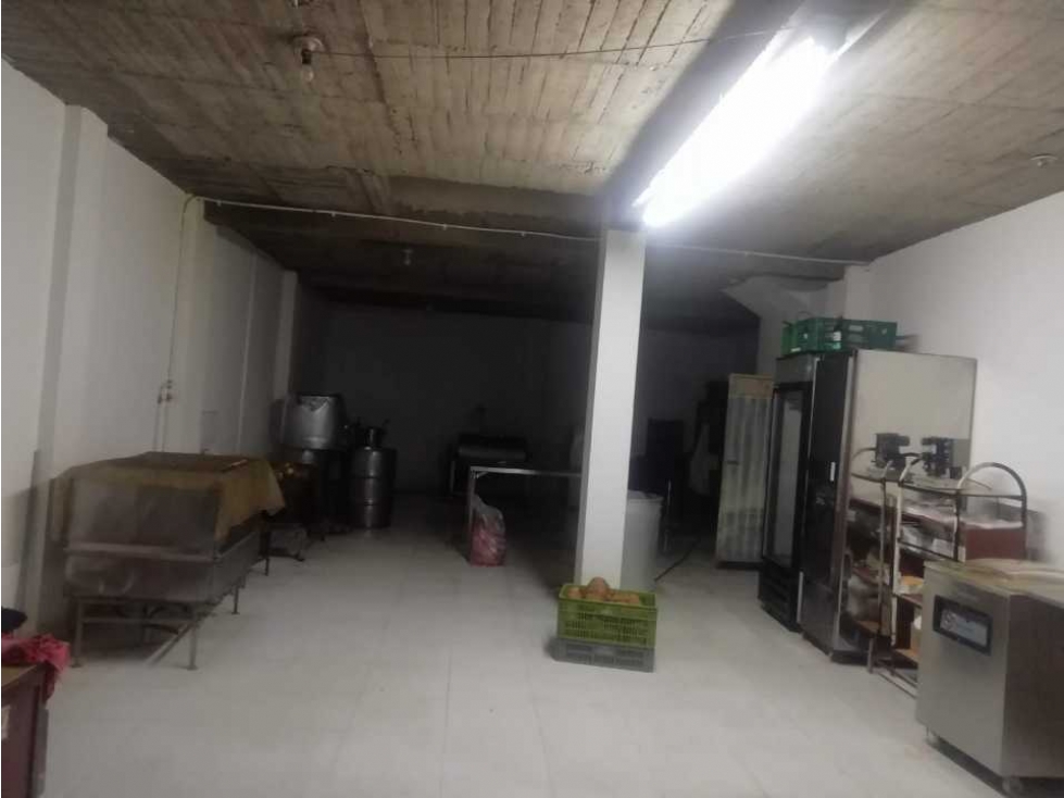 VENDO CASA BODEGA RENTABLE EN BRITALIA KENEDY EXELENTE UBICACION — foto 2