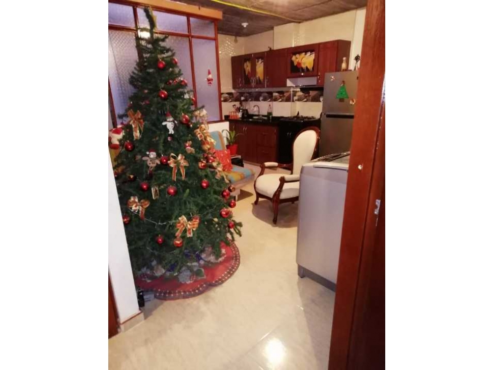 VENDO CASA BODEGA RENTABLE EN BRITALIA KENEDY EXELENTE UBICACION — foto 6