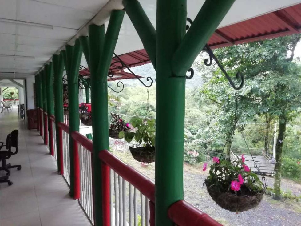 Vendo casa campestre ideal para adecuar en ecohotel - 1