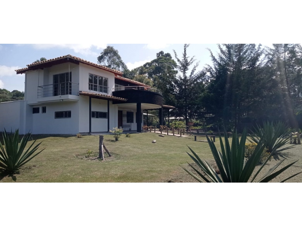 VENDO CASA CAMPESTRE CARMEN DE VIBORAL AGUAS CLARAS EL CANADÁ — foto 2