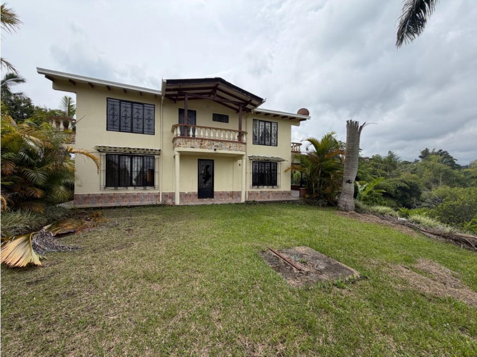 Vendo Casa campestre con amplio lote en la Condina Pereira — foto 5