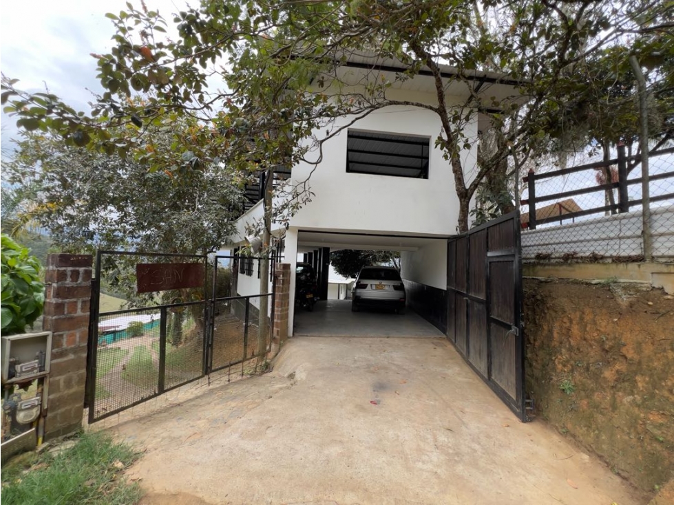 Vendo Casa Campestre Con Jacuzzi En Cabuyal Copacabana $1.200M