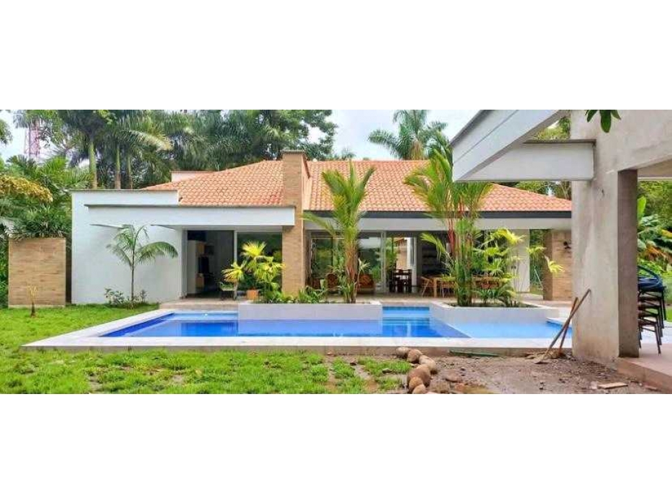Vendo casa campestre Condominio Reserva de la Castellana Villavicencio - 1